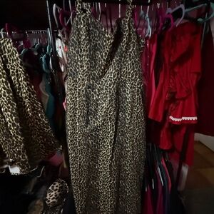 SWEETHEART WIGGLE DRESS IN WILD LEOPARD PRINT - VIXEN BY MICHELINE PITT 2X
